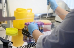 Роспотребнадзор: Еще у одного пациента в Приморье предварительно положительная проба на коронавирус